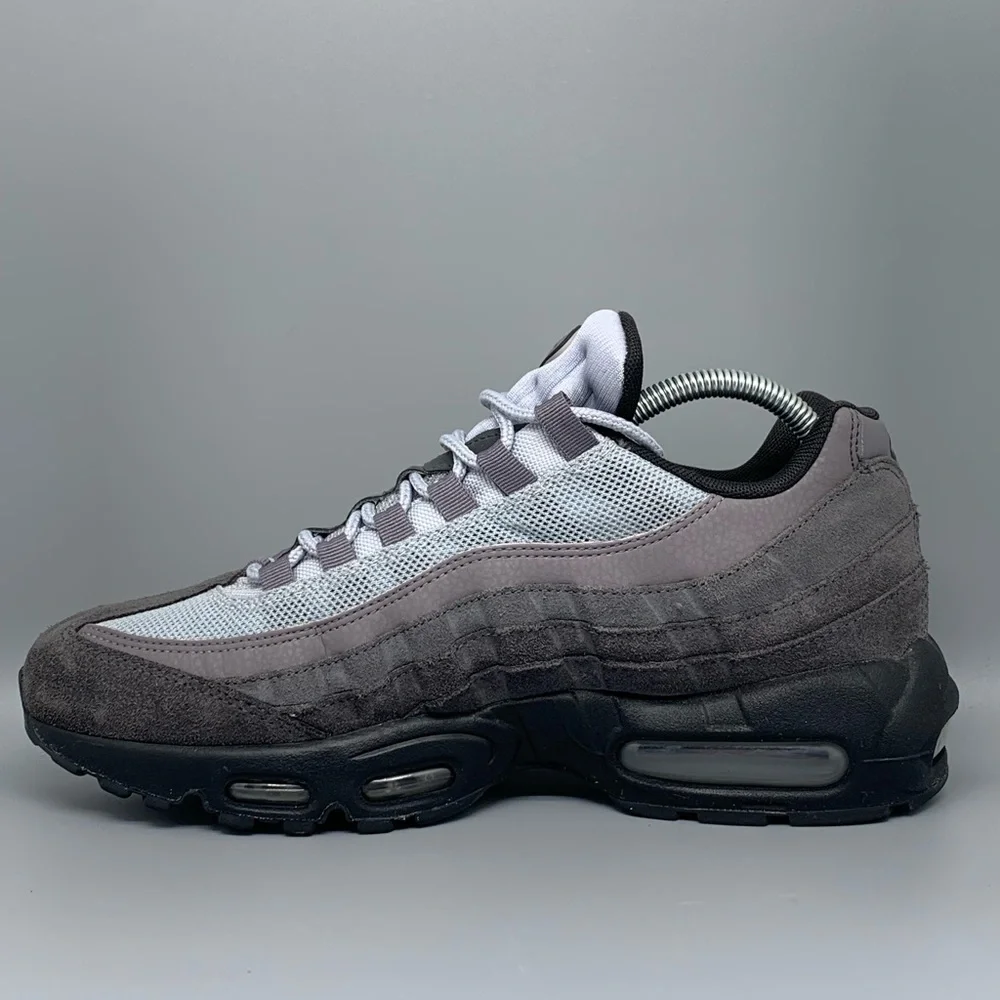 Nike Air Max‎ 95 Anthracite Black Shoes Men’s Sz 8.5 / Women’s Sz 10